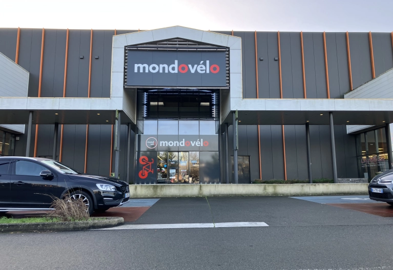 façade du magasin Mondovélo Le Mans Nord